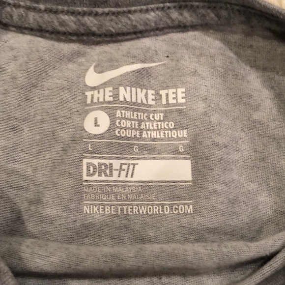 The Nike Tee - Picture 3 of 5